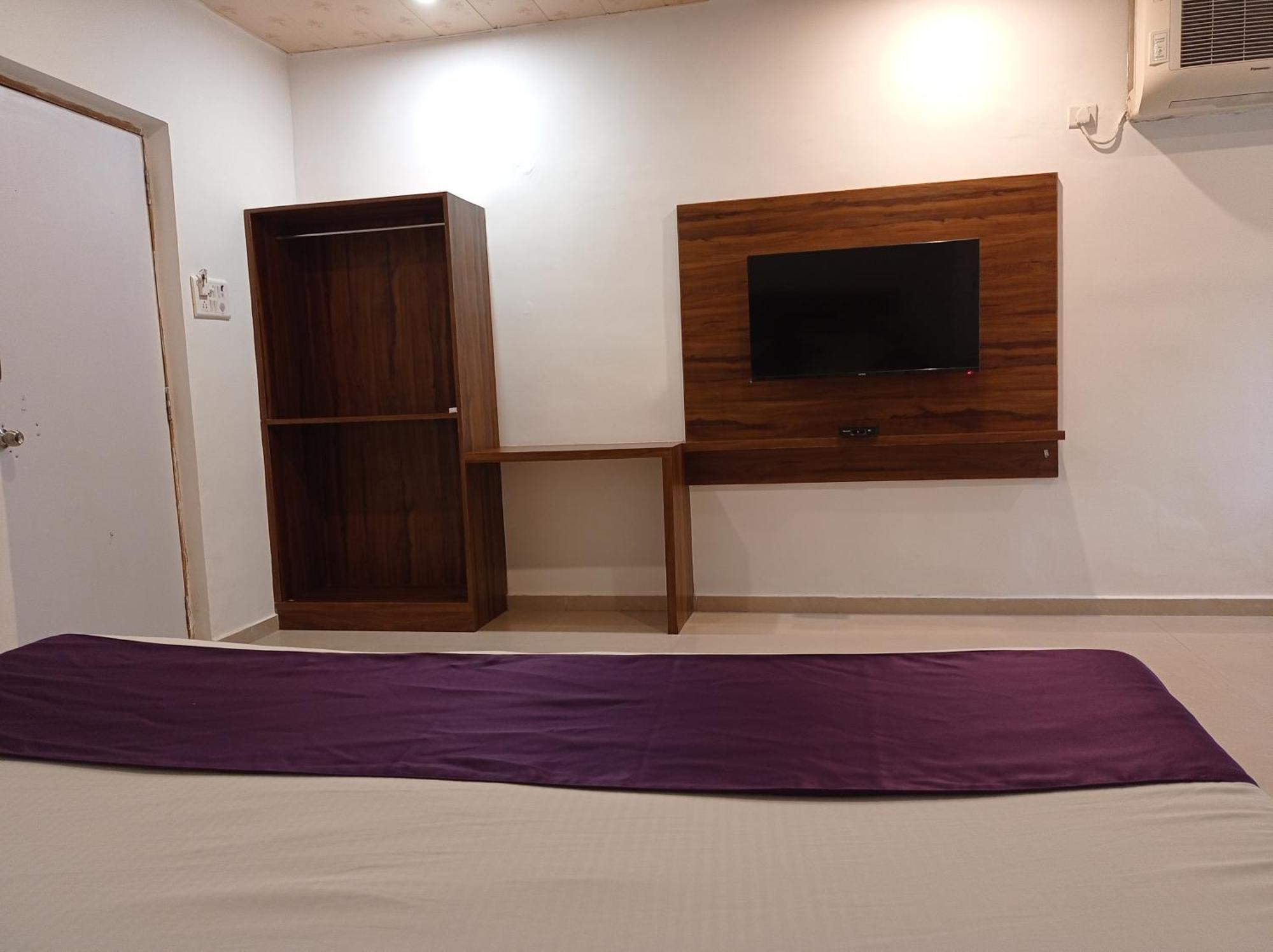 Vits Daman Devka Beach Bagian luar foto